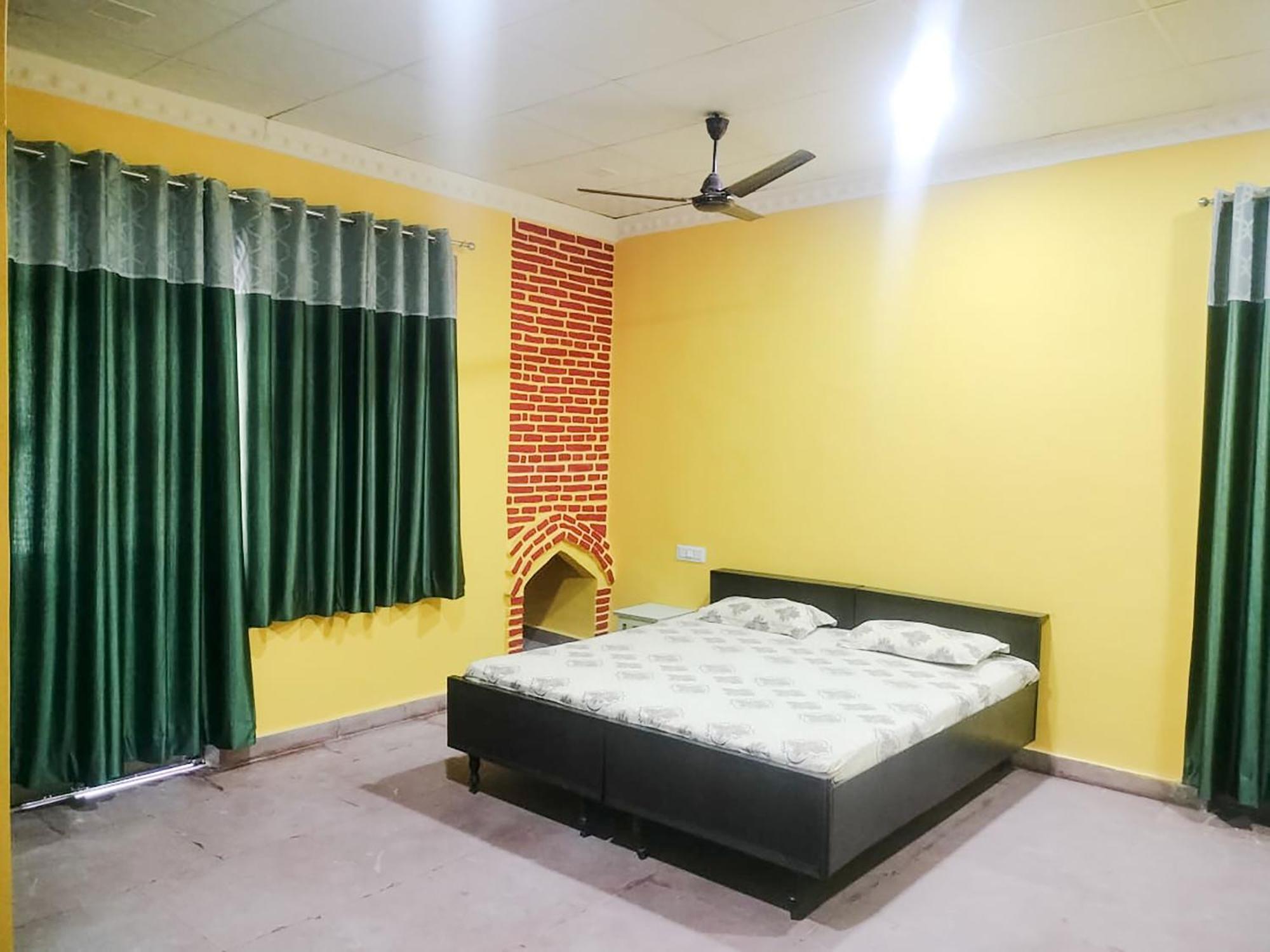 An Authentic Village Farm Country house